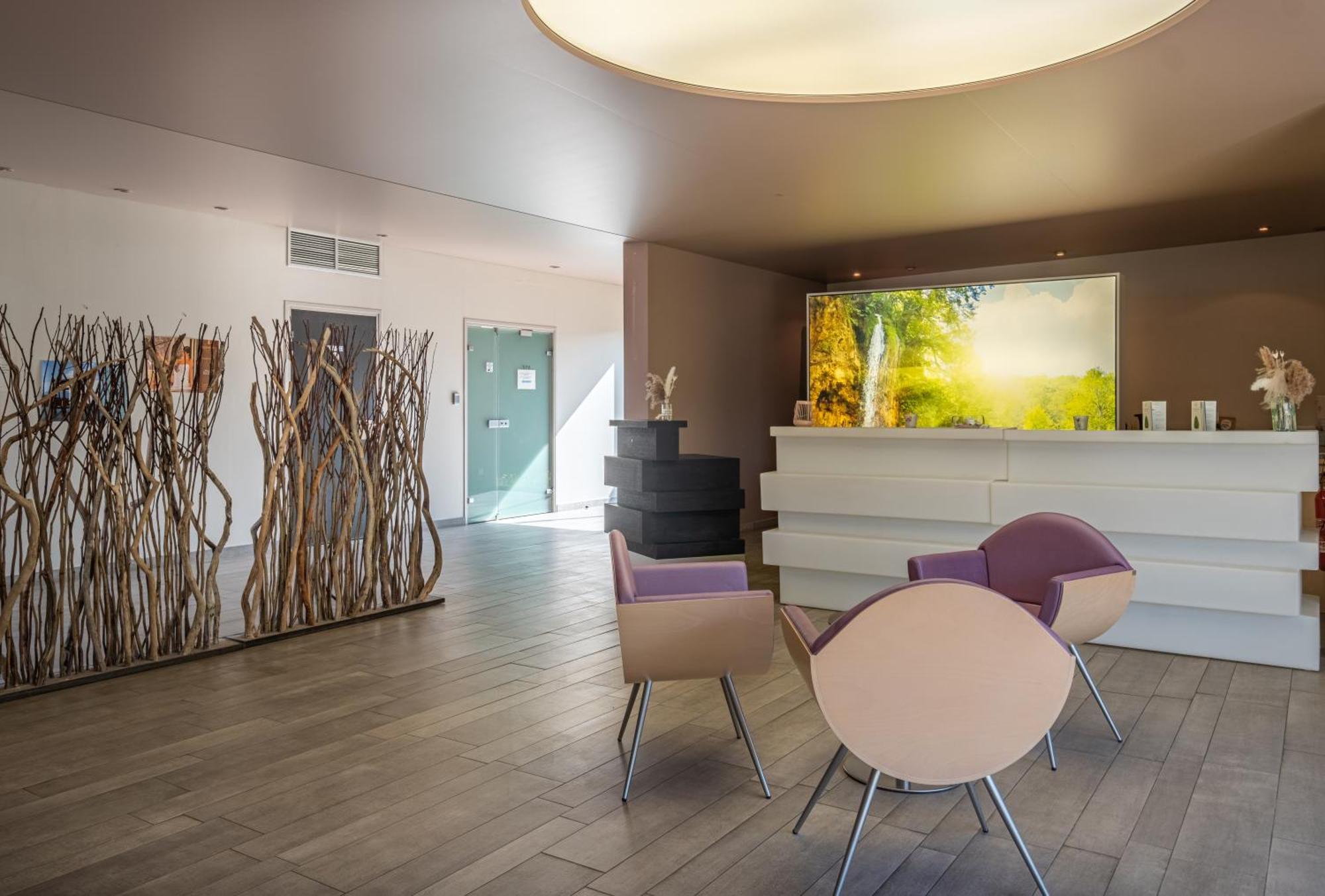 Charme Hotel, Montbeliard Sud Dış mekan fotoğraf