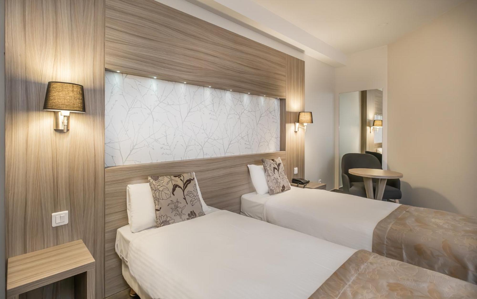 Charme Hotel, Montbeliard Sud Dış mekan fotoğraf